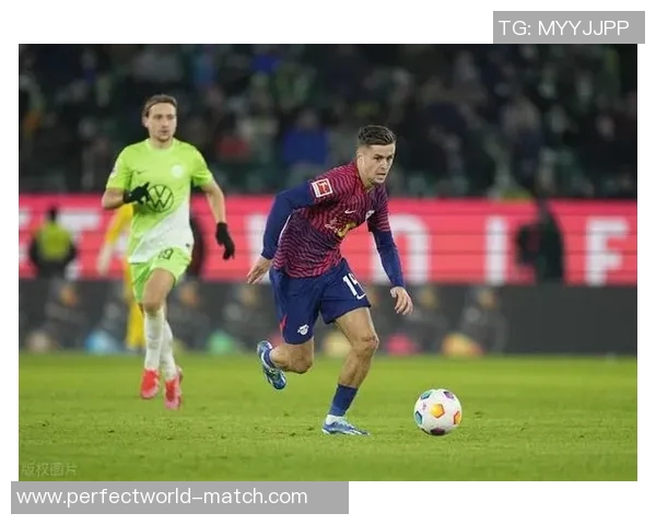 意甲激战莱比锡狂胜曼城五球大捷全场沸腾