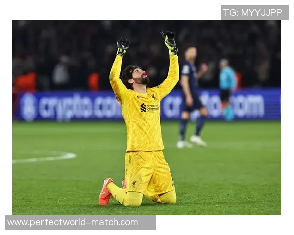 本菲卡大胜巴萨五球狂潮红牌事件引发全场热议